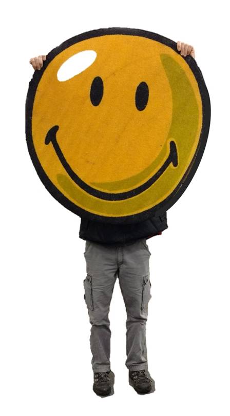 Smile_face_white_back